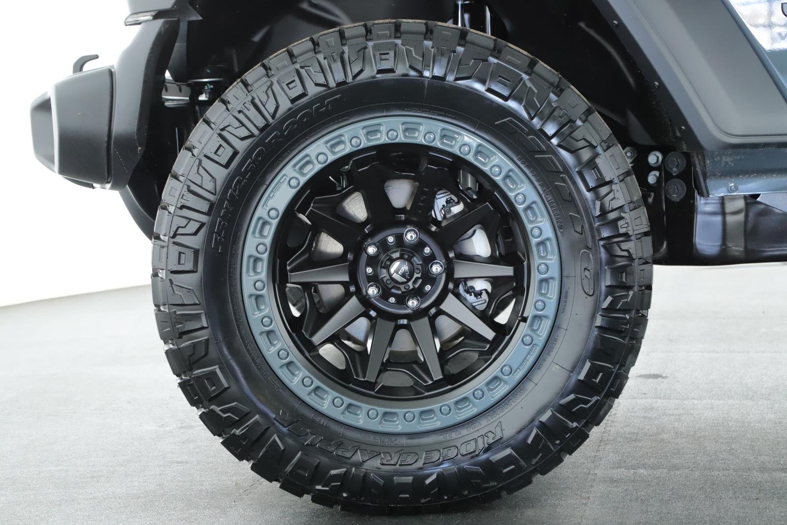 New 2026 Anvil Clear-Coat Exterior Paint Jeep Sport 4x4 BIG POWER image 20
