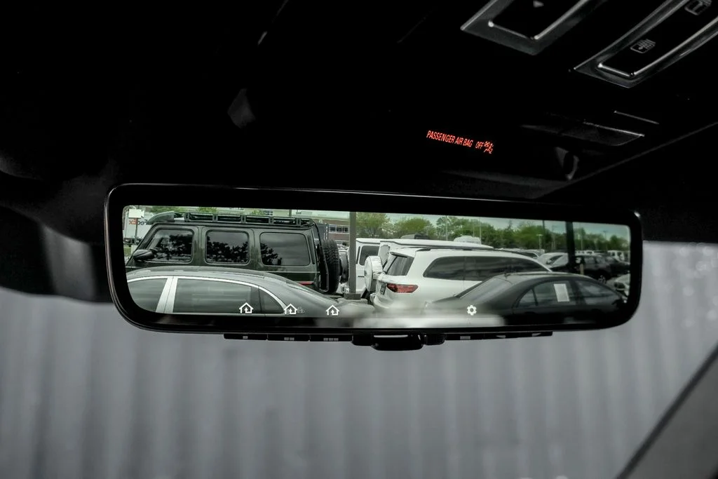 New 2026 Santorini Black Land Rover S image 16