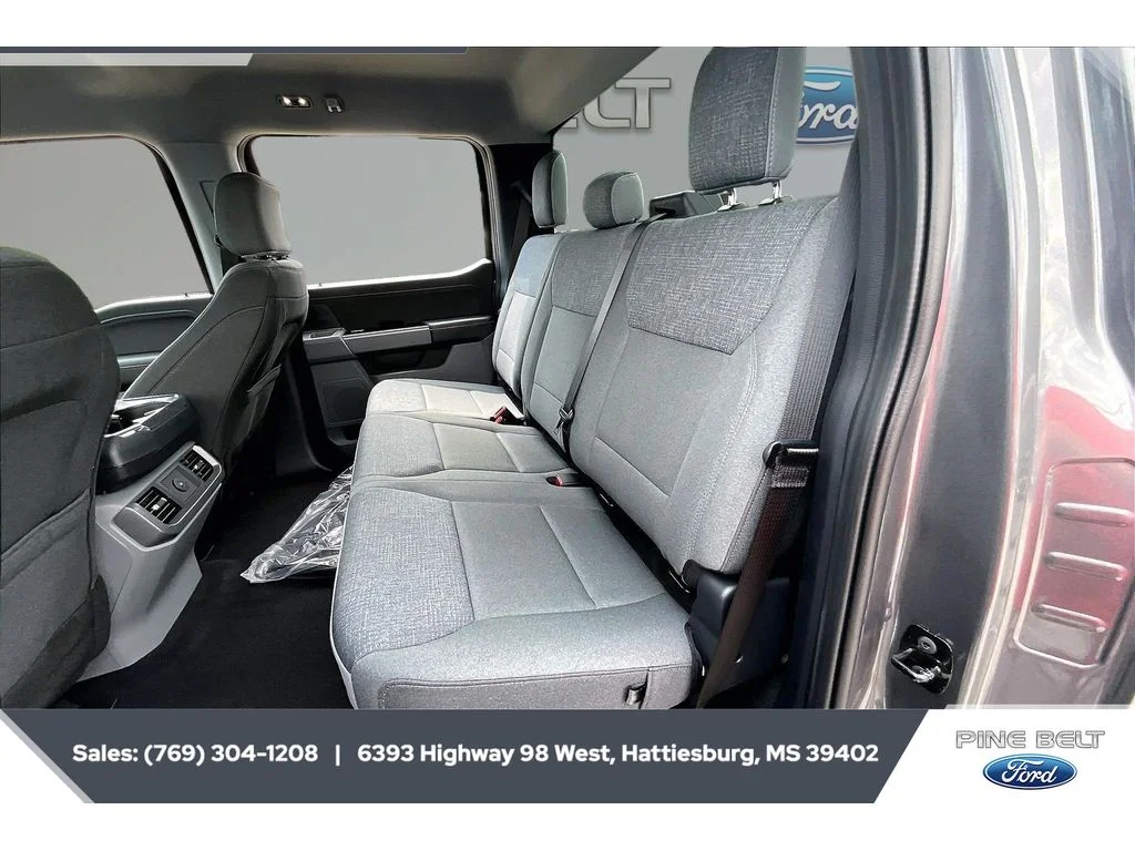 New 2026 Carbonized Gray Metallic Ford XLT image 20