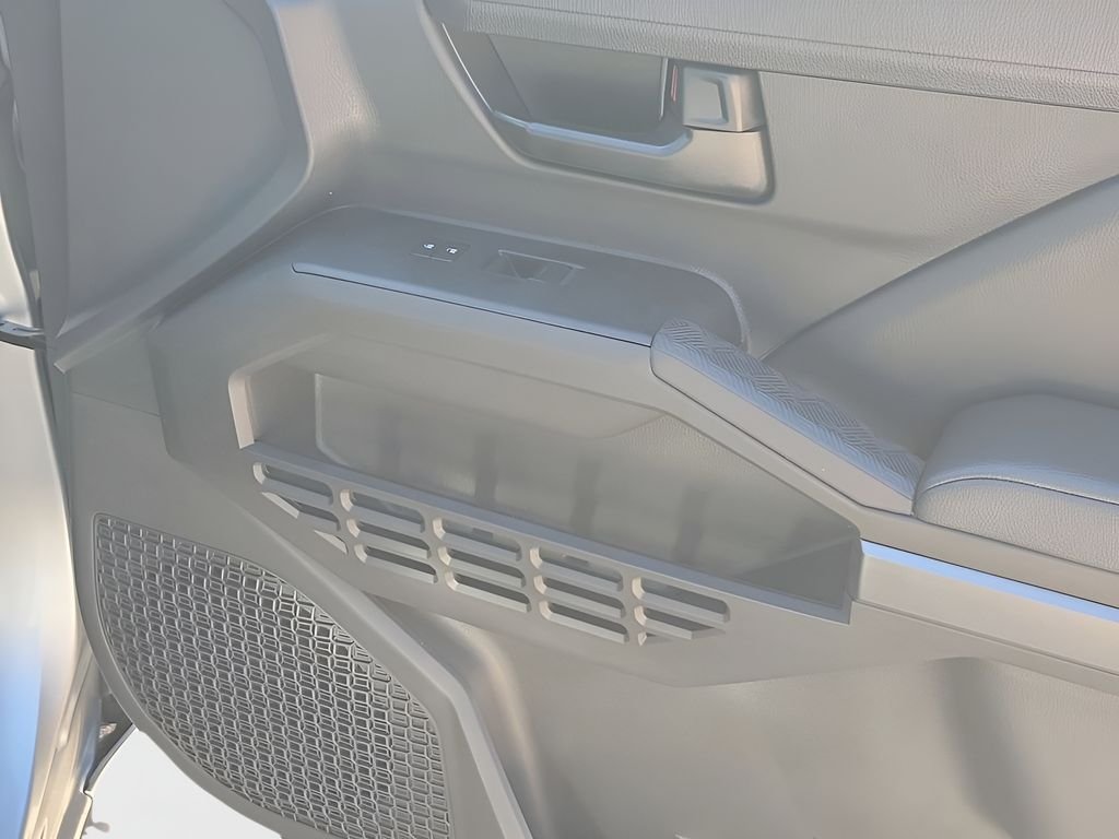 2026 Toyota Tacoma SR5 - Photo 47