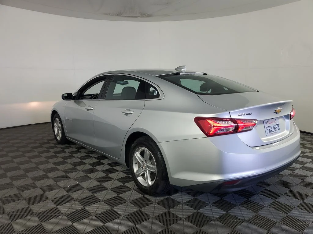 Used 2022 Silver Chevrolet LT image 6