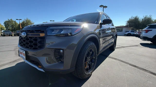 New 2026 Marsh Gray Ford Tremor® image 9