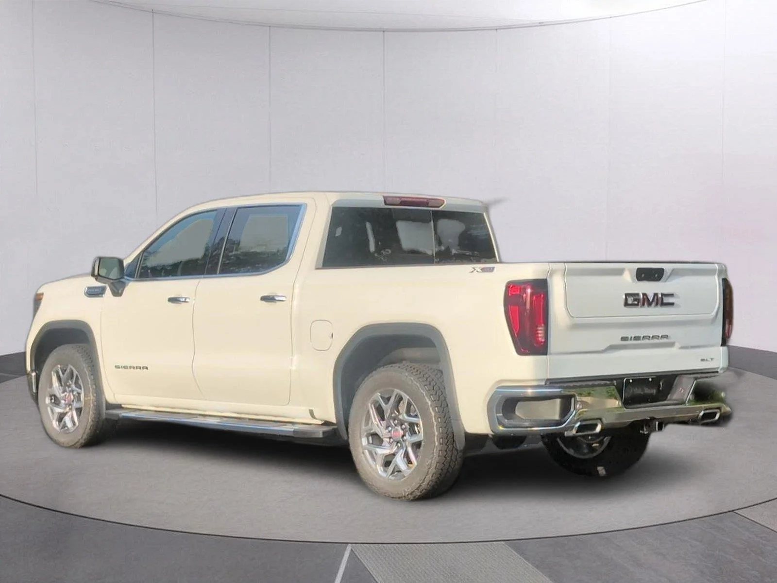 New 2026 Summit White GMC SLT image 3