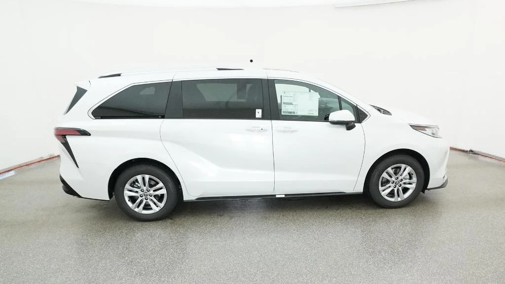 New 2026 Wind Chill Pearl Toyota Limited image 15