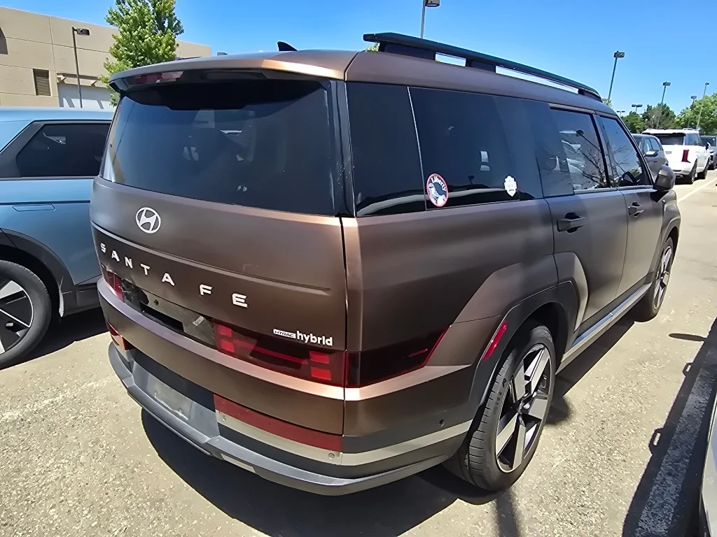 Used 2025 Earthy Brass Matte Hyundai Limited image 15