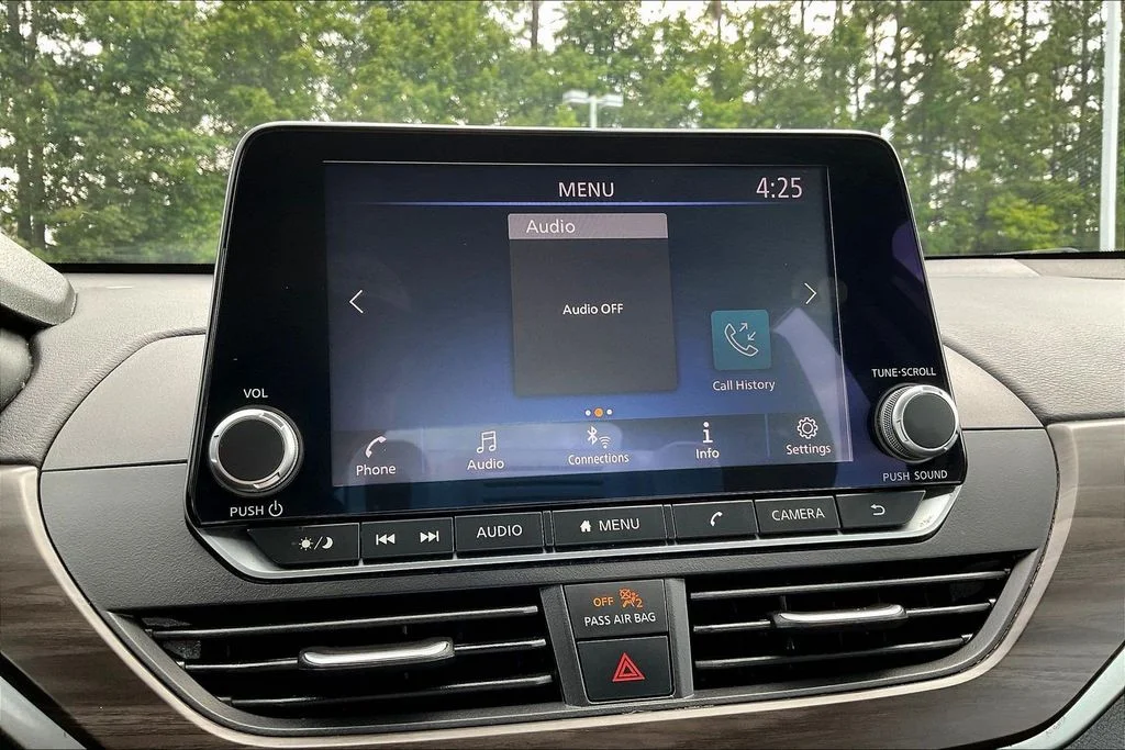Used 2024 Gray Nissan 2.5 SV image 18