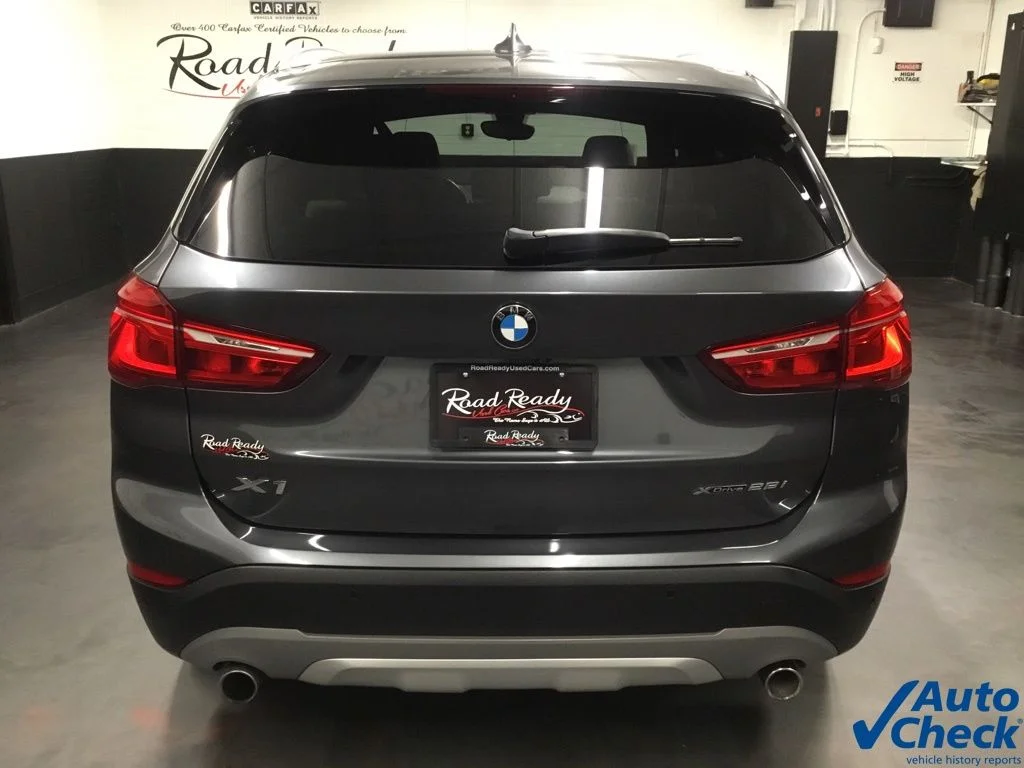 Used 2019 Gray BMW xDrive28i image 9