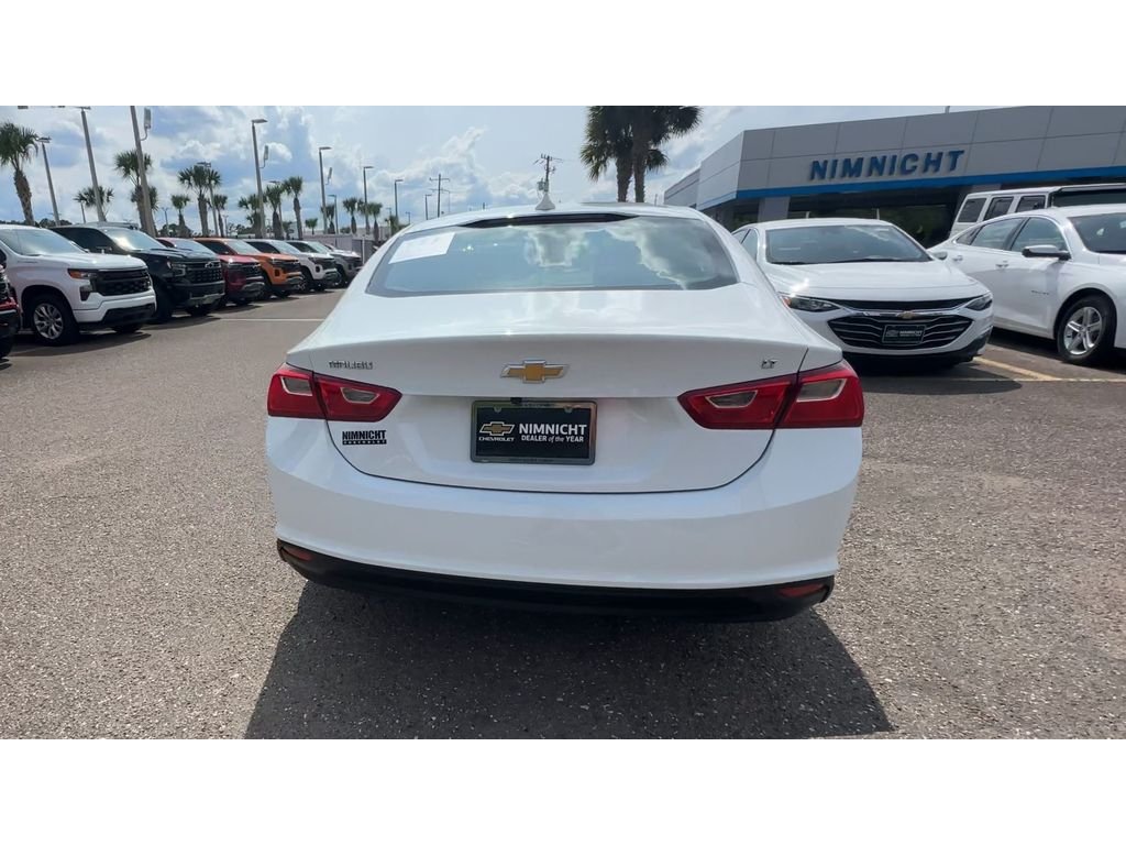 Used 2023 Summit White Chevrolet LT image 3