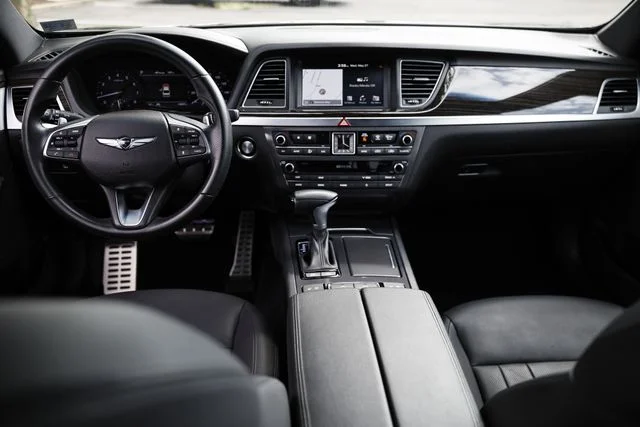 Used 2020 Himalayan Gray Genesis 3.8 image 28