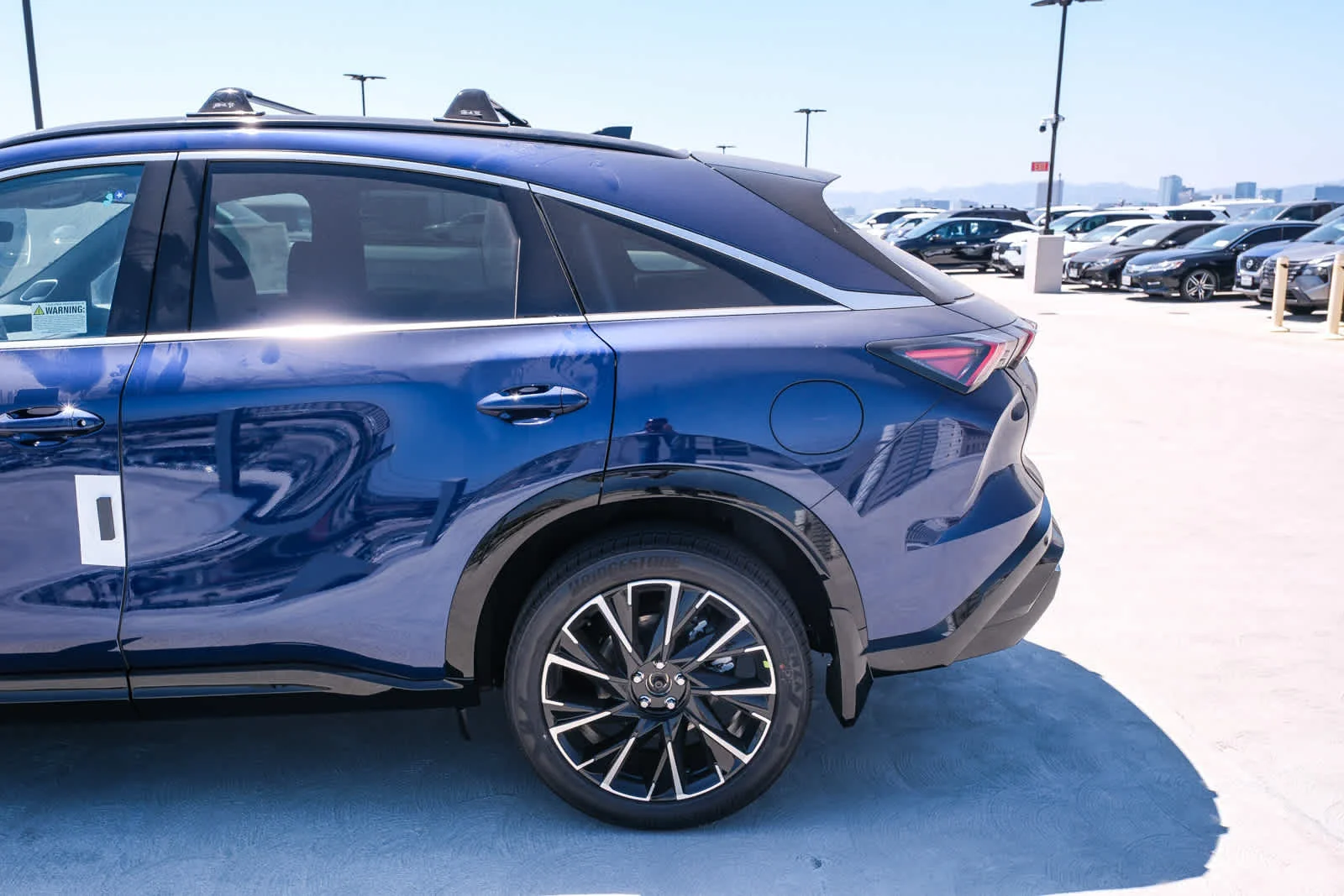 New 2027 GRAND BLUE INFINITI Autograph AWD image 8