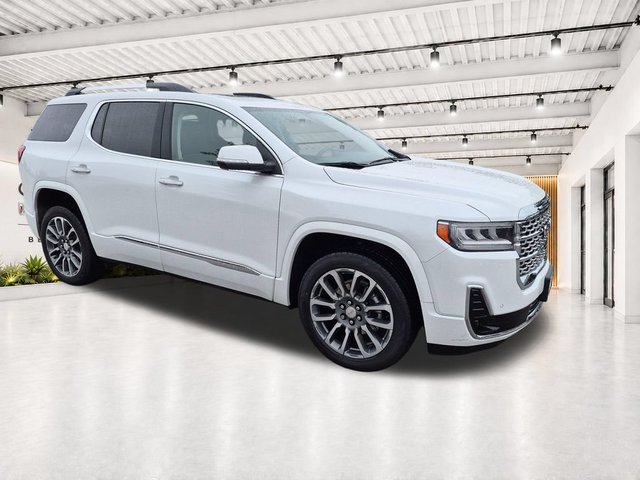 2022 GMC Acadia Denali