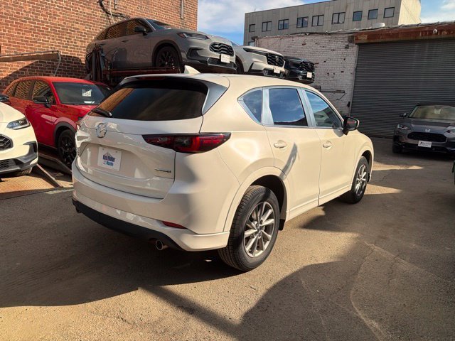 Certified Used 2024 White Mazda 2.5 S Select Package image 4
