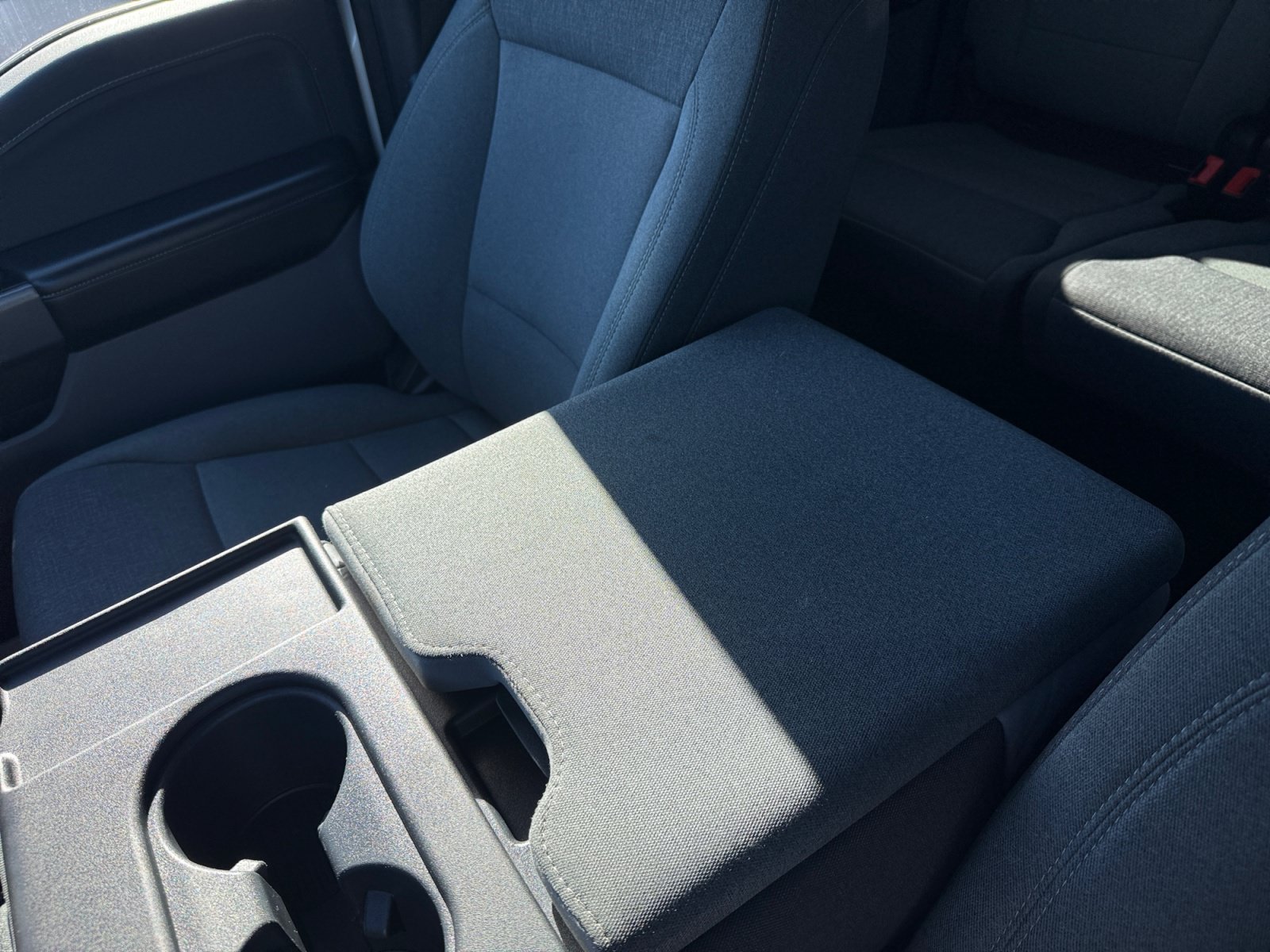 Certified Used 2025 Oxford White Ford XLT image 14