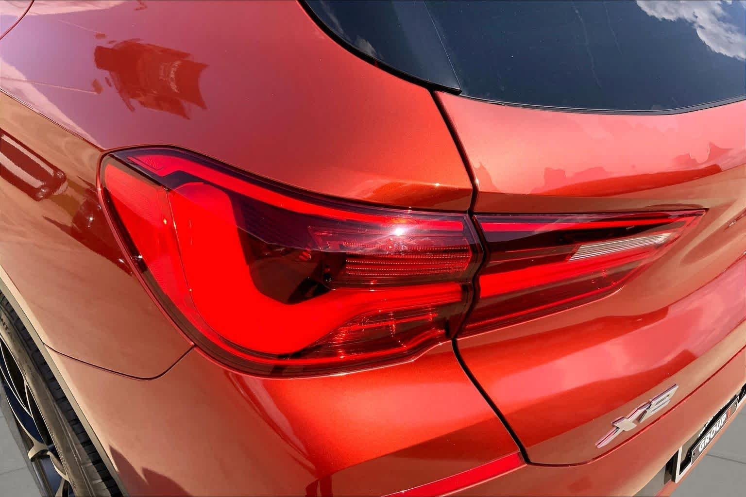 Used 2018 Sunset Orange Metallic BMW sDrive28i image 25