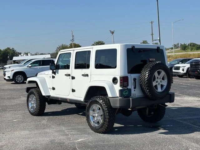 Used 2012 White Jeep Rubicon image 3