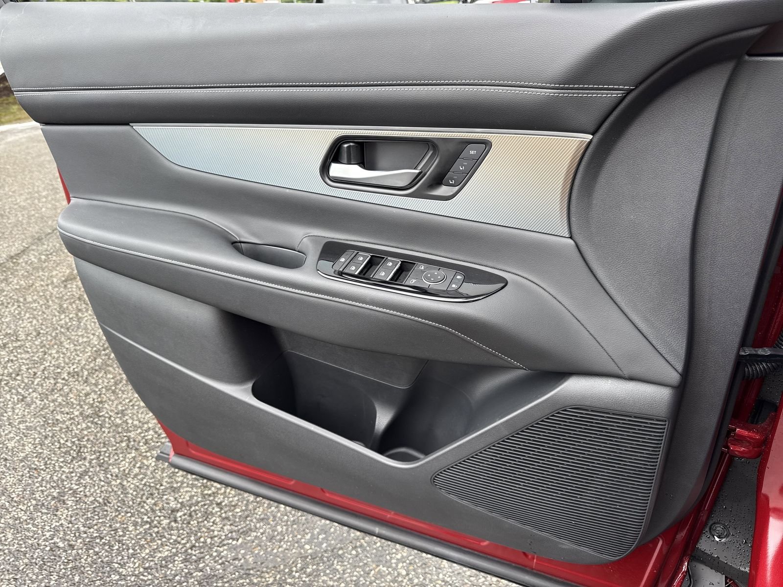 Certified Used 2025 Red Nissan SL image 15
