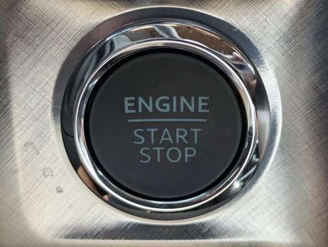 New 2026 Star White Metallic Tri-Coat Ford F-250® King Ranch® image 29
