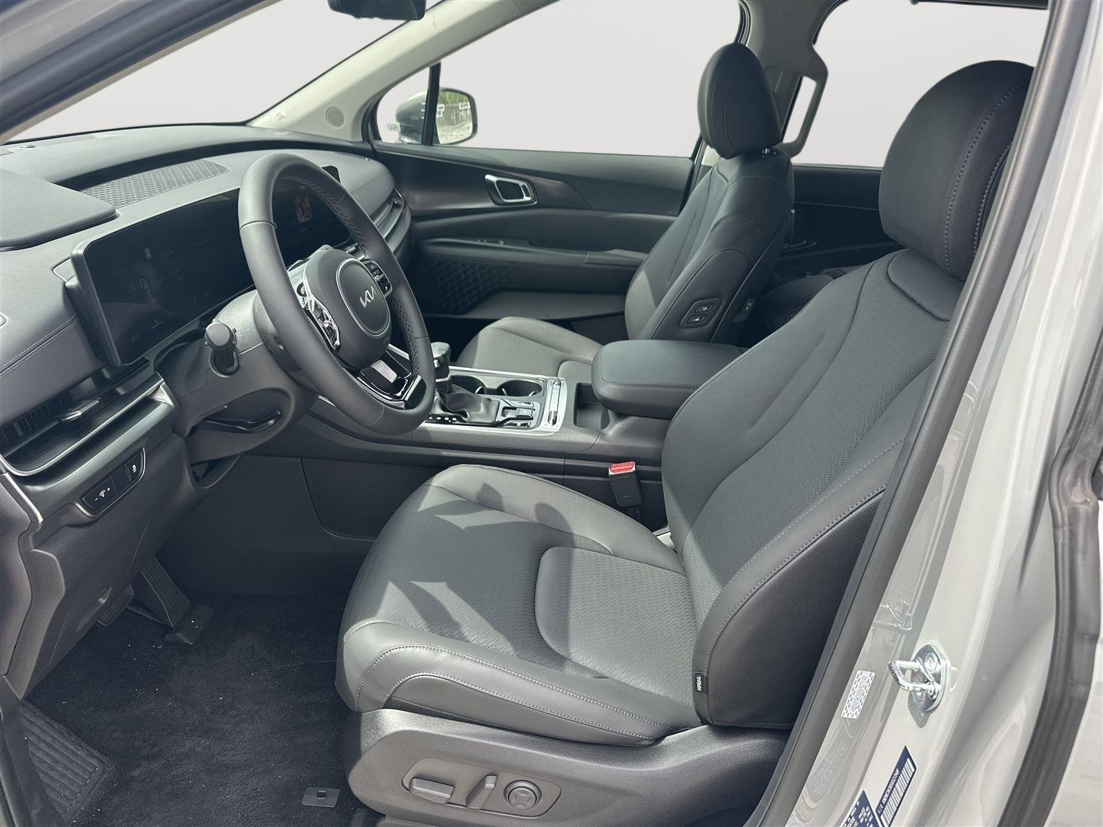 2025 Kia Carnival SX Prestige - Photo 7