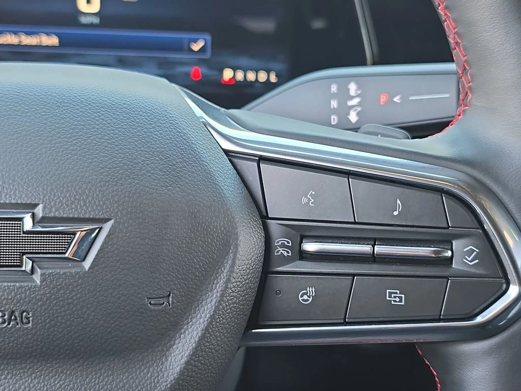 Used 2025 Black Chevrolet RST image 22