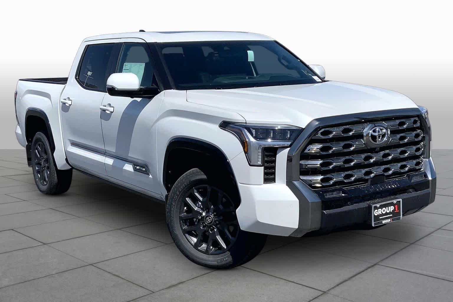 New 2026 Wind Chill Pearl Toyota Platinum image 2