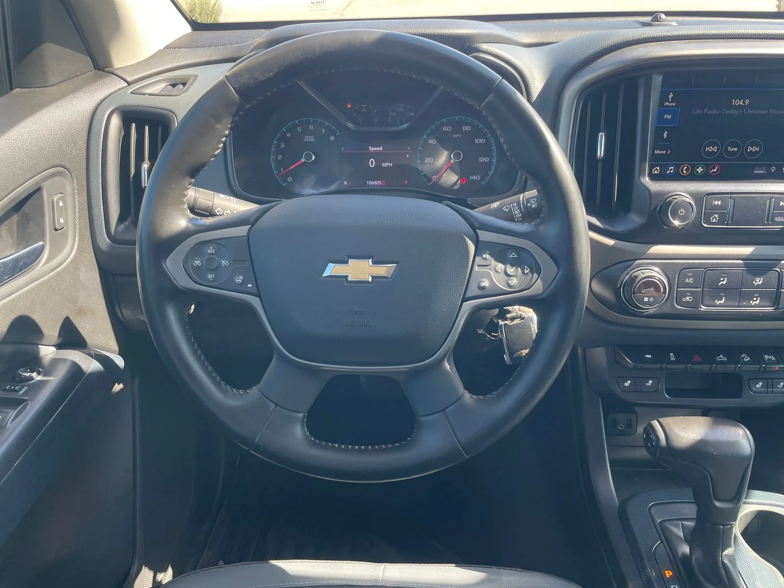 Used 2021 Gray Chevrolet Z71 image 10