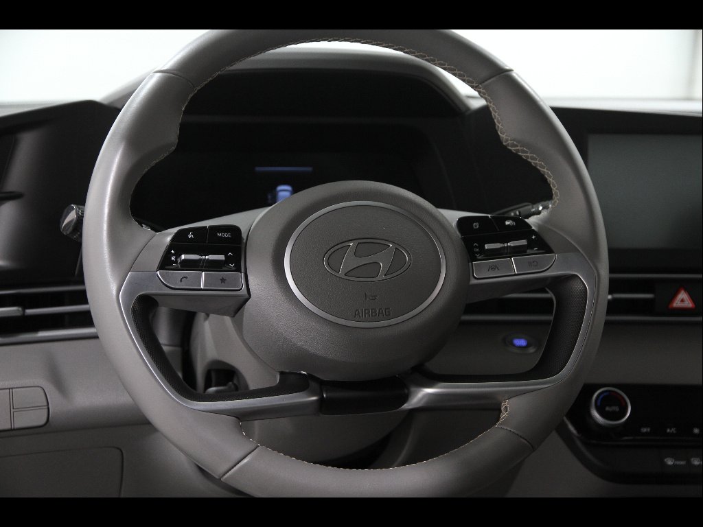 2025 Hyundai Elantra SEL - Photo 7