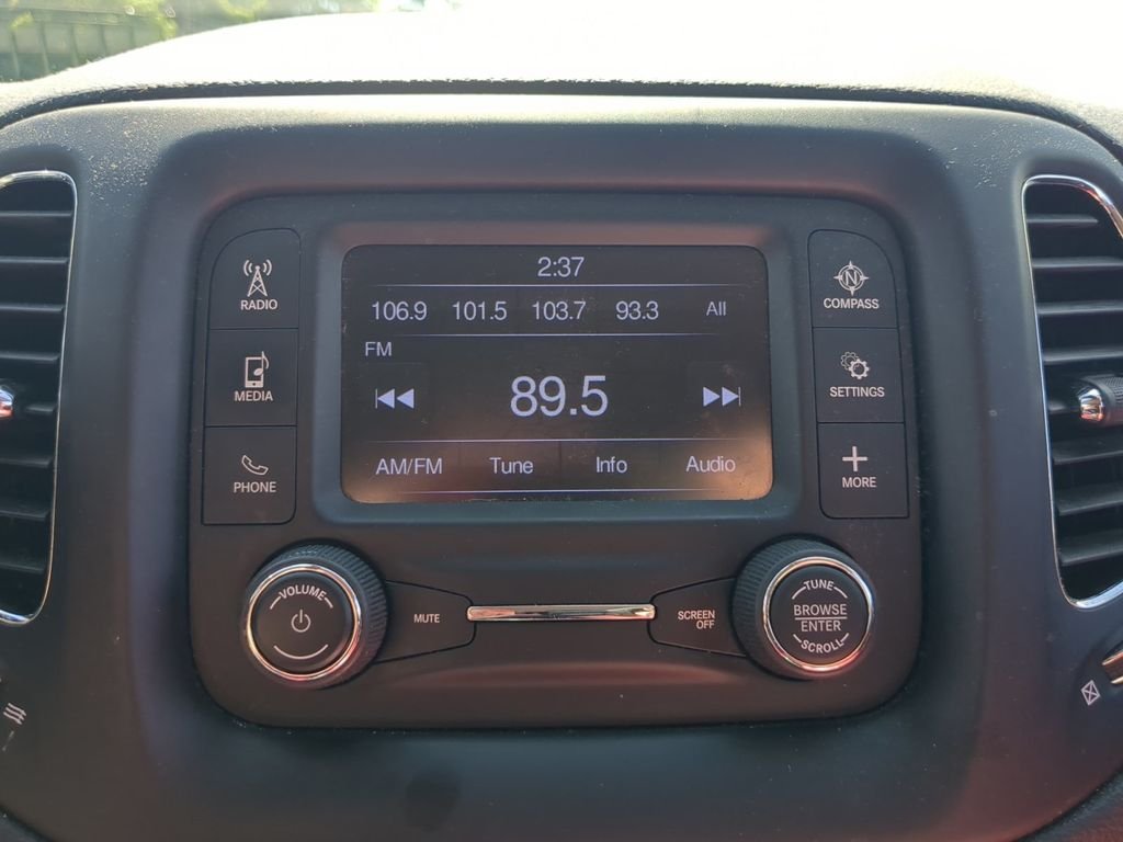 Used 2018 Silver Jeep Sport image 18