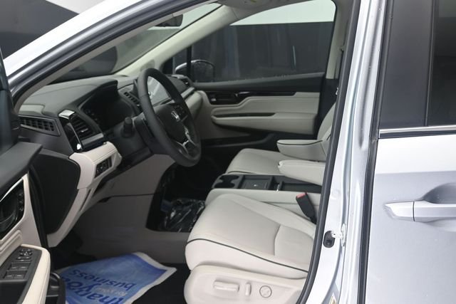 2026 Honda Odyssey Touring - Photo 14