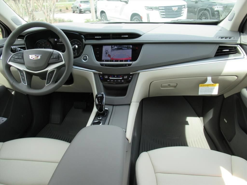 2026 Cadillac XT5 Premium Luxury - Photo 10