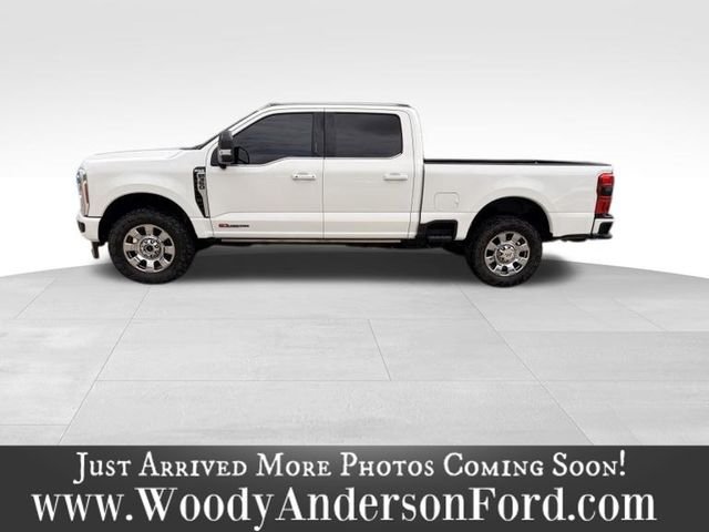 Used 2024 Star White Ford King Ranch image 4