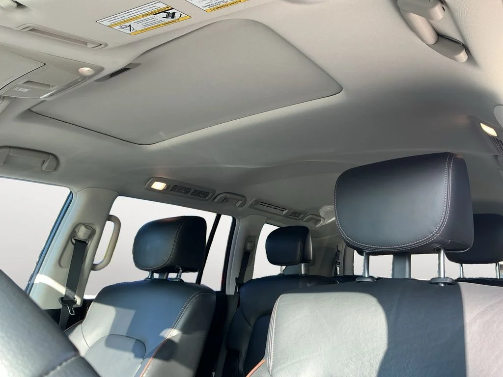 Used 2020 Blue Nissan Platinum image 12