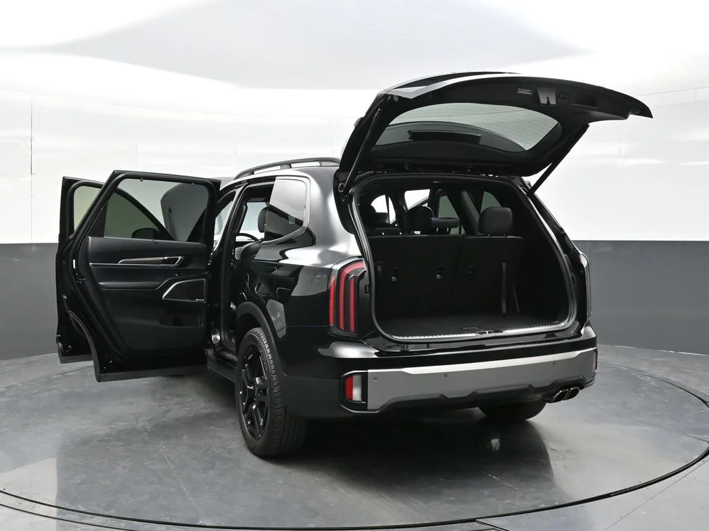 Used 2023 Black Kia SX-Prestige X-Line image 44