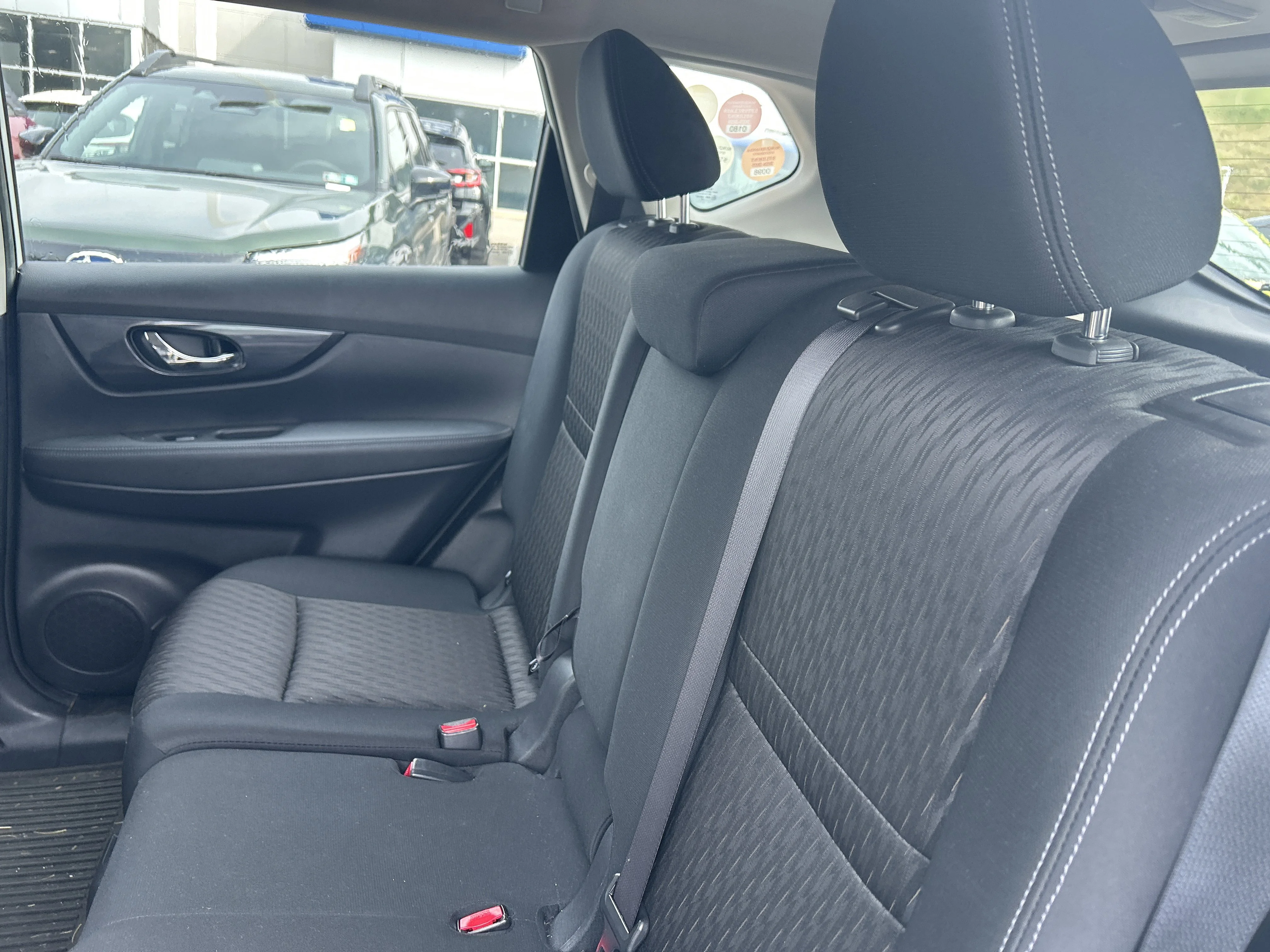 Used 2017 Glacier White Nissan S image 9