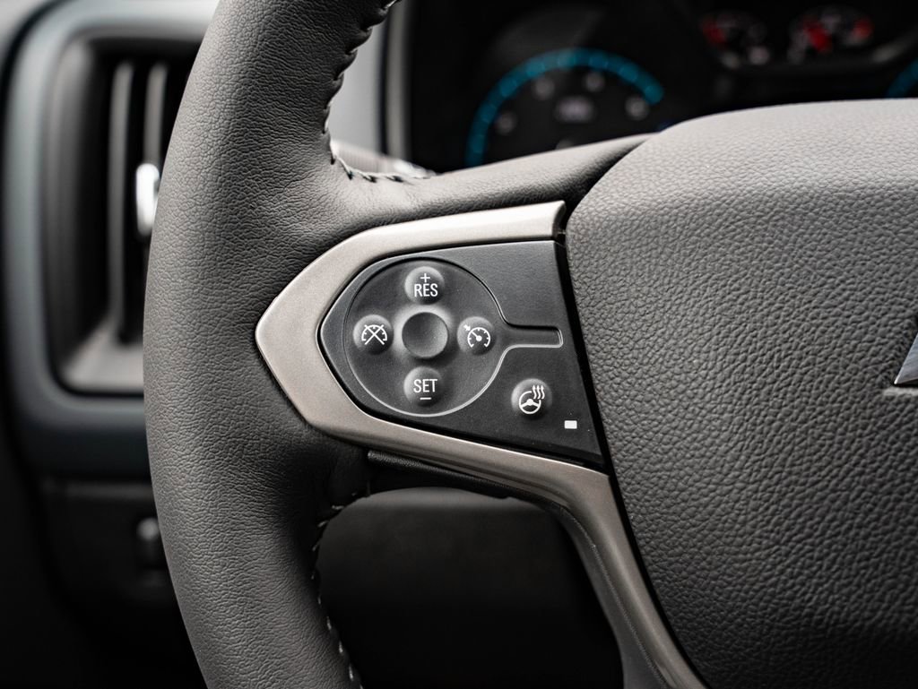 Used 2019 Satin Steel Metallic Chevrolet Z71 image 27