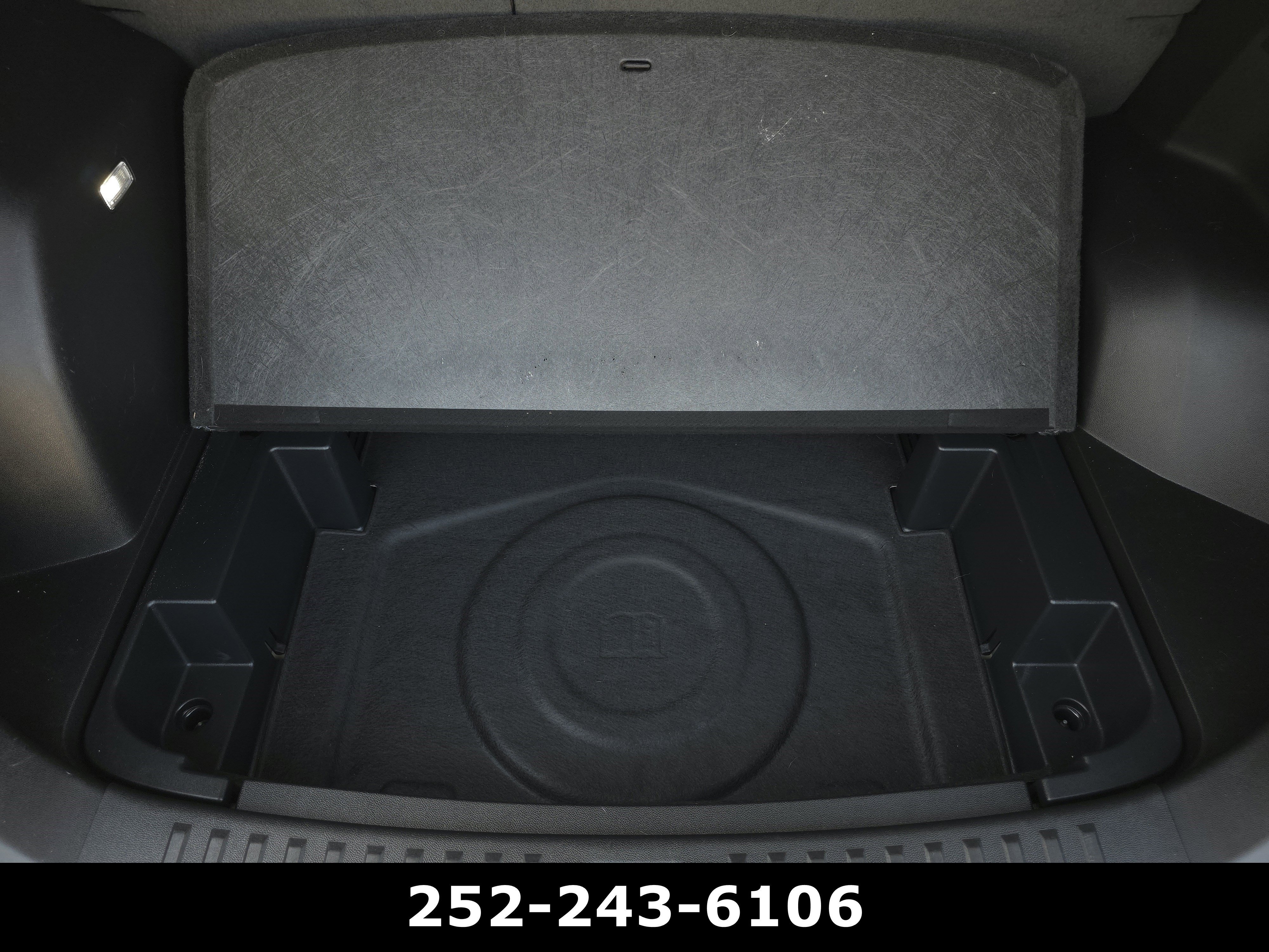 Used 2025 Sterling Gray Metallic Chevrolet FWD ACTIV image 35