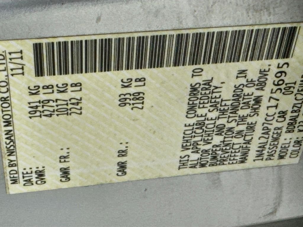 Used 2012 Brilliant Silver Metallic Nissan 2.5 S image 36