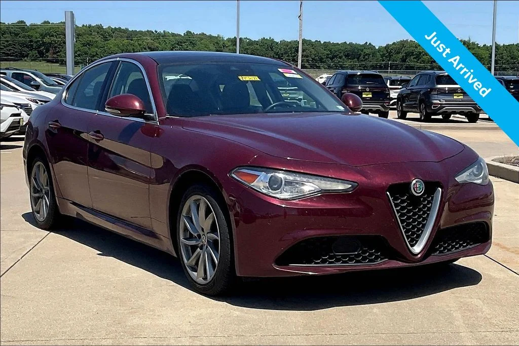 2017 Alfa Romeo Giulia 2.0 Auto AWD's photo