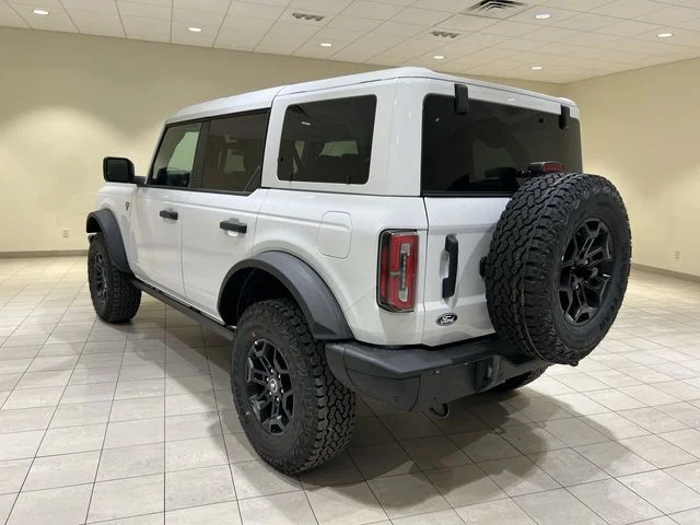 New 2026 Oxford White Ford Badlands® image 32