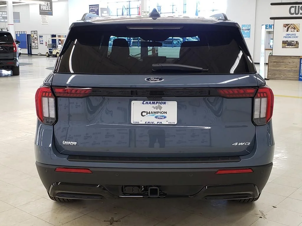 New 2026 Vapor Blue Metallic Ford ST-Line image 7