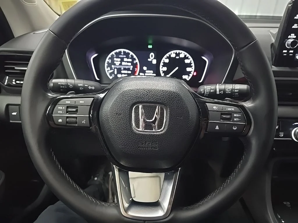 Used 2023  Honda EX-L image 20