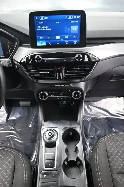 Used 2023 White Ford Active image 15