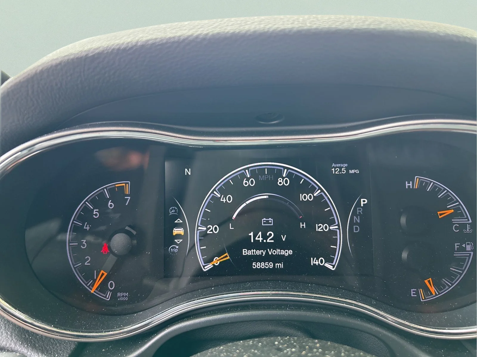 Used 2020 Velvet Jeep Altitude image 26