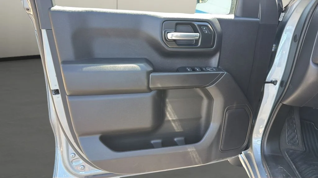 Used 2024 Gray Chevrolet Custom image 13