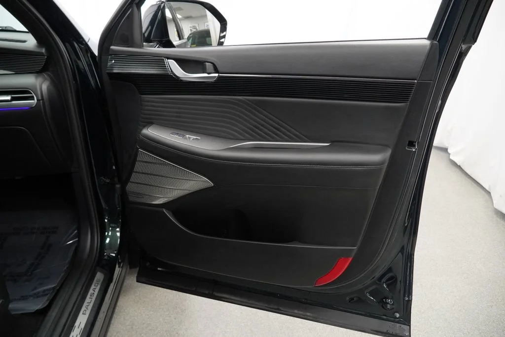 Used 2023 Green Hyundai Calligraphy image 32