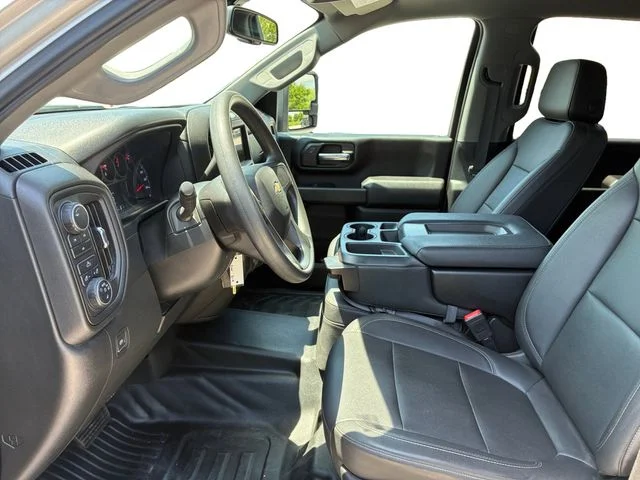Used 2022 Silver Chevrolet WT image 11
