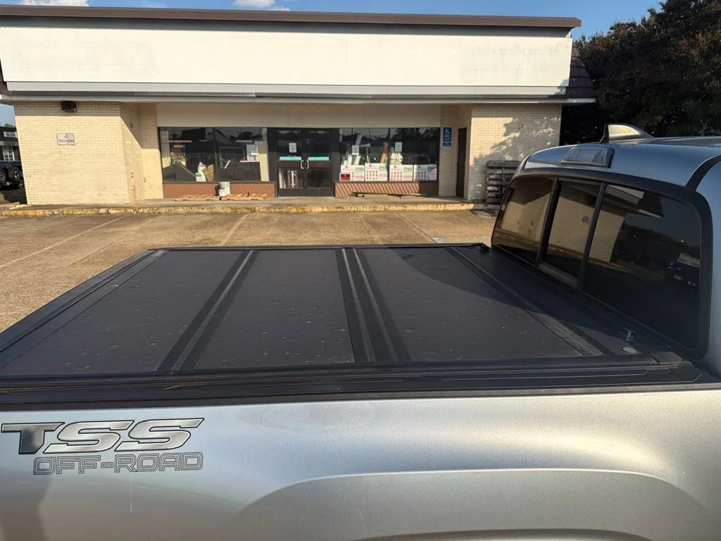 Used 2022 Silver Toyota SR image 12