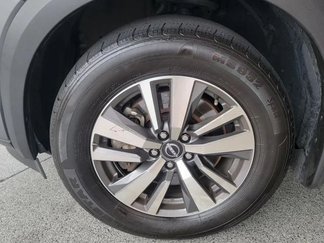 Certified Used 2024 Gray Nissan SL image 6