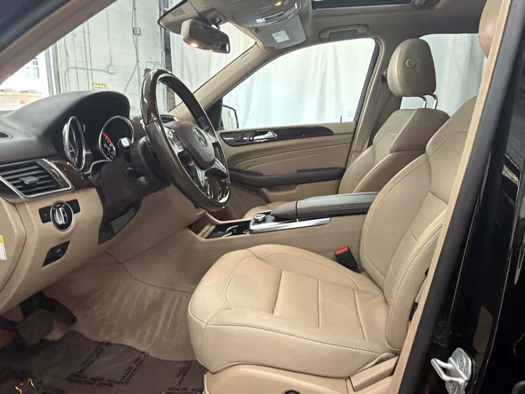 Used 2013 Black Mercedes-Benz ML 350 image 13