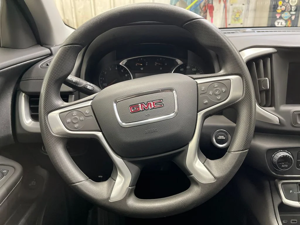 Used 2024 White GMC SLE image 20