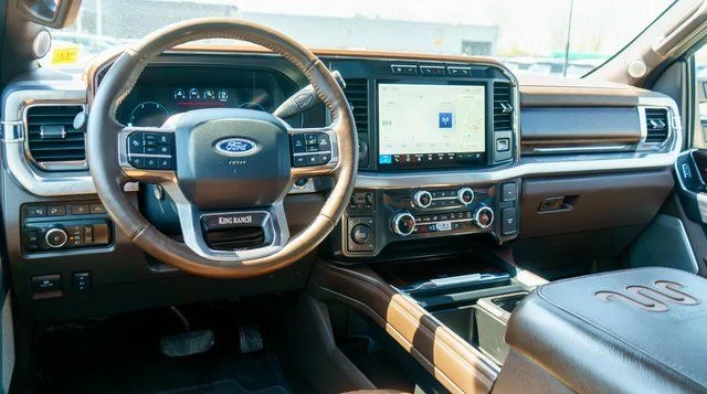 Used 2024 Blue Ford King Ranch image 13